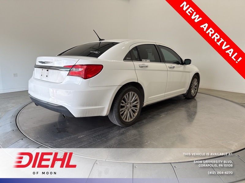 2013 Chrysler 200 Limited photo 6