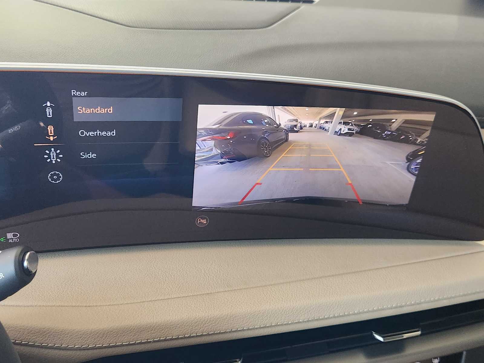 2025 Cadillac XT4 Premium Luxury photo 13