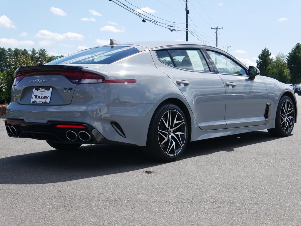 2022 Kia Stinger GT-Line photo 7
