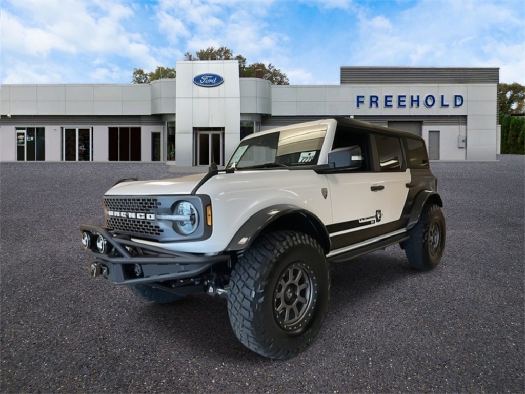 2023 Ford Bronco 4-Door Badlands's photo
