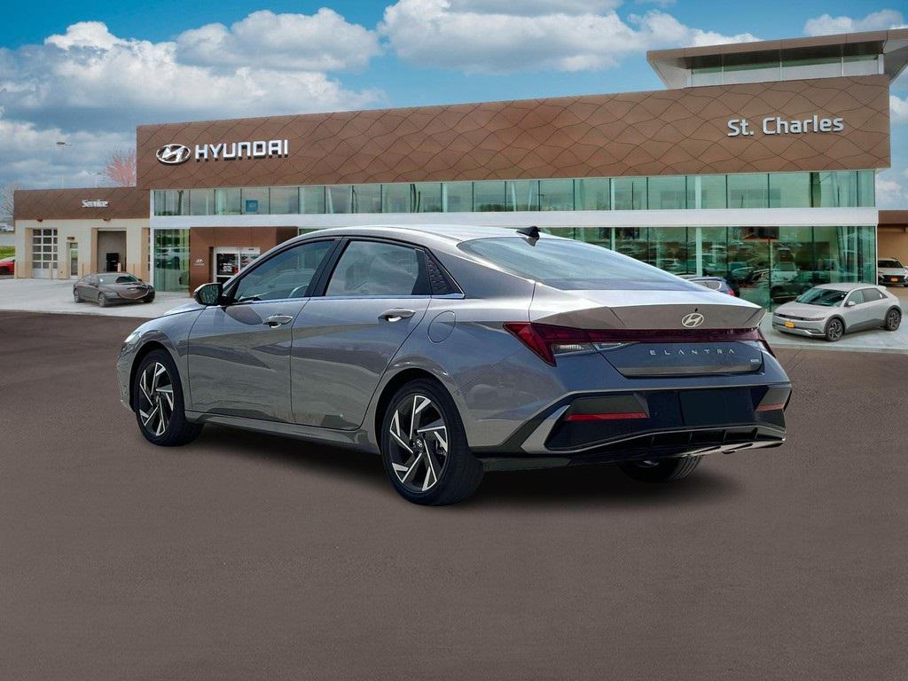 2025 Hyundai Elantra Hybrid Limited photo 4