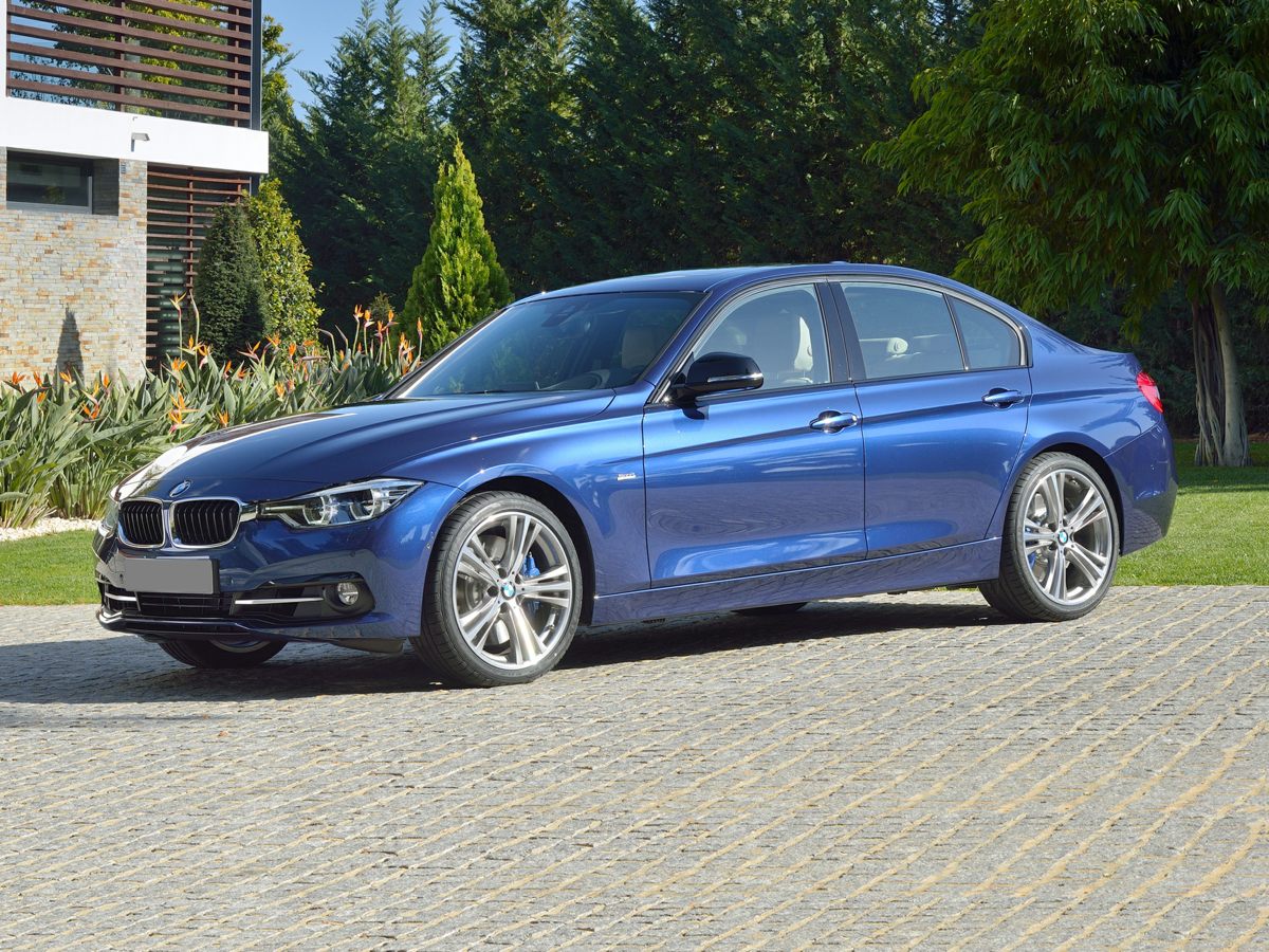2018 BMW 3 Series 330i's photo