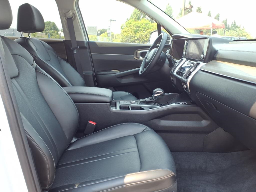 2022 Kia Sorento X-Line S photo 10