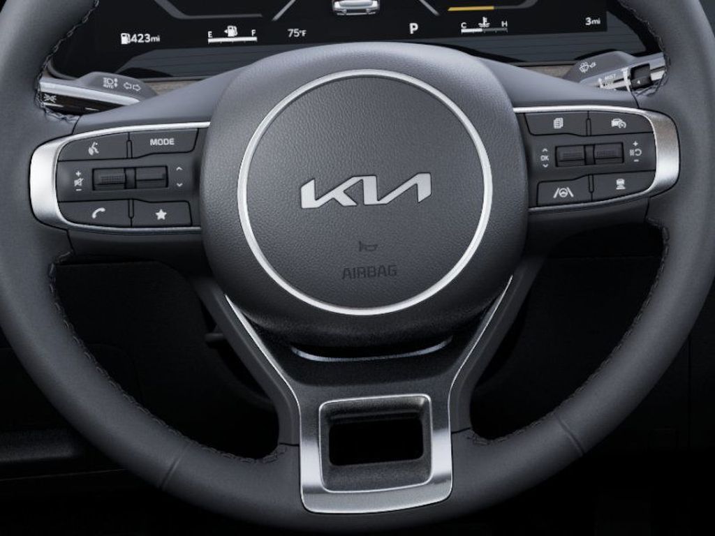2025 Kia K5 EX photo 19