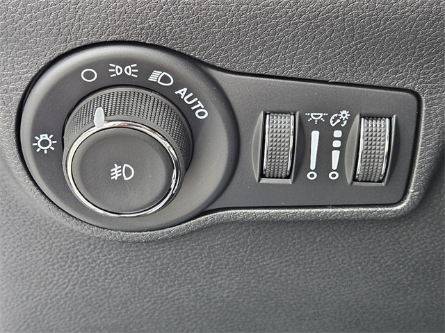 2026 Jeep Compass Latitude Altitude photo 25