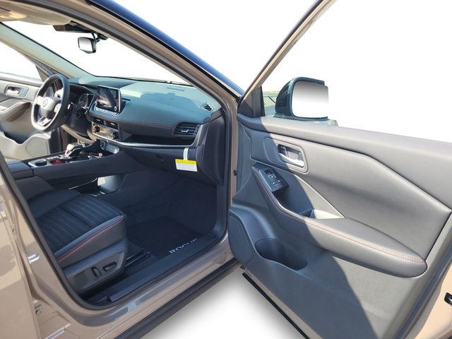2026 Nissan Rogue SV photo 22