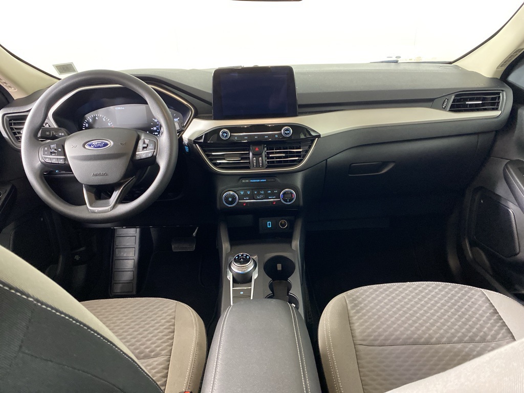 2020 Ford Escape SE photo 2