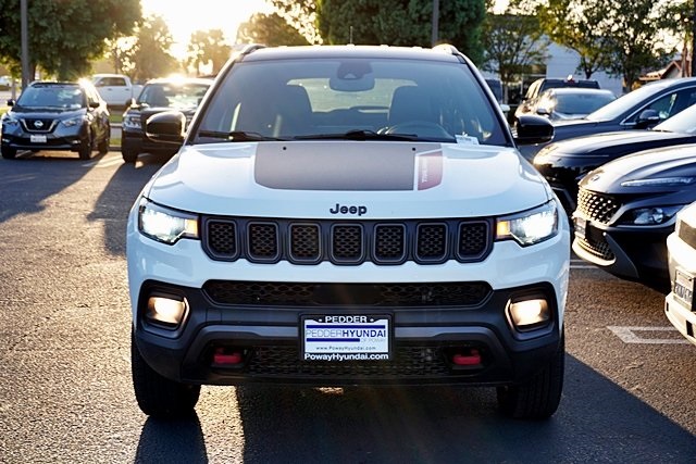 Used 2023 White Jeep Trailhawk image 4