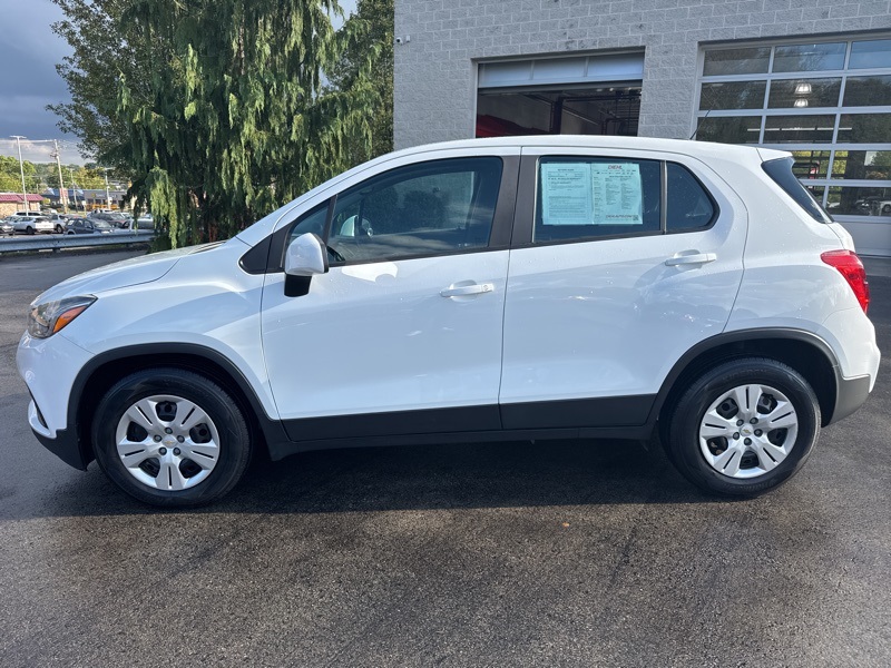 2018 Chevrolet Trax LS photo 6