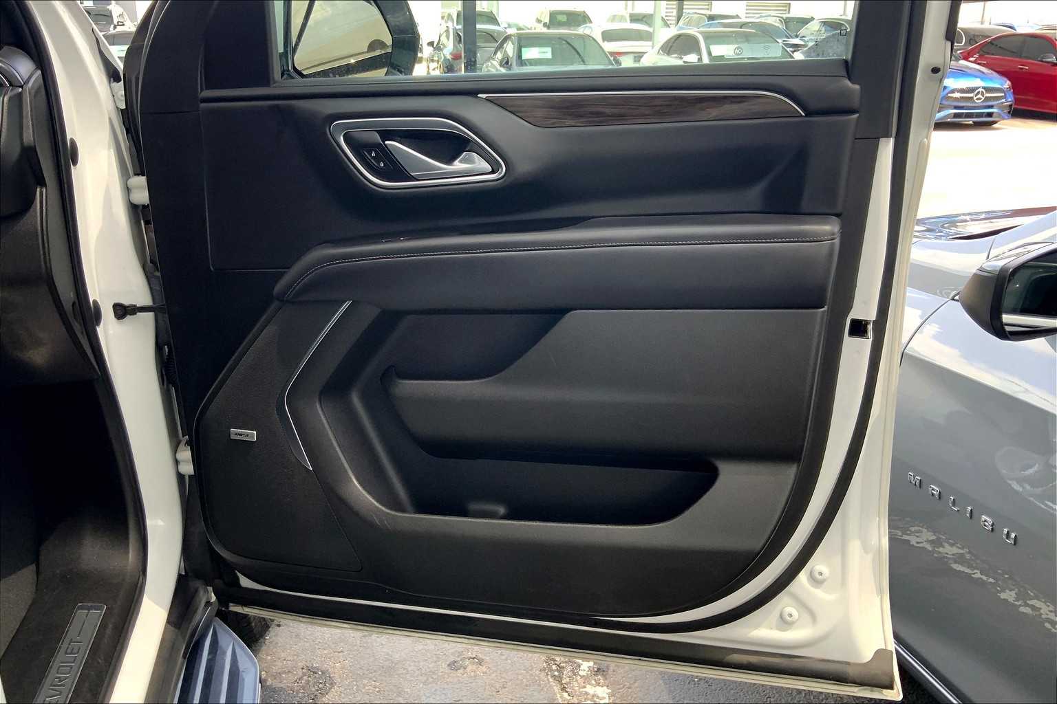 2021 Chevrolet Tahoe LT photo 39