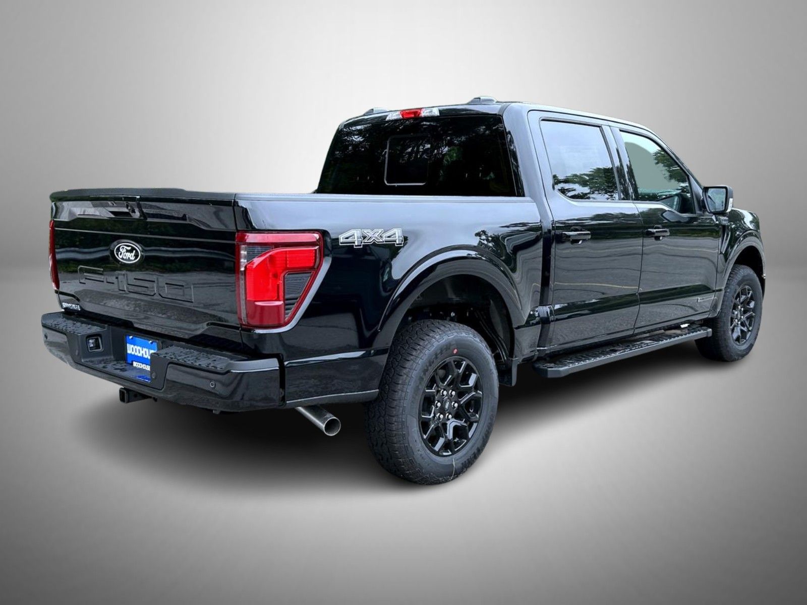 2025 Ford F-150 XLT photo 3