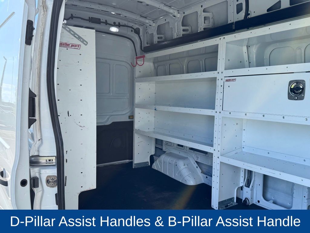2022 Ford Transit photo 10