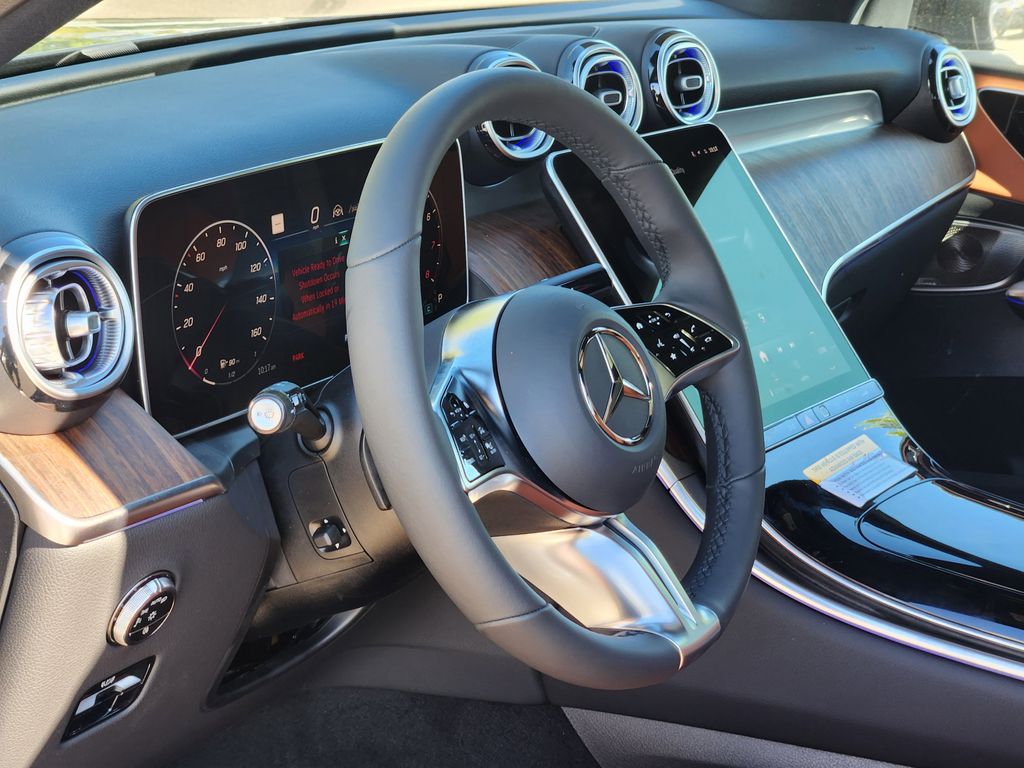 2026 Mercedes Benz GLC 300 4MATIC photo 12