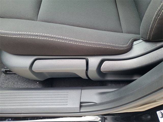 2025 Nissan Rogue S photo 13