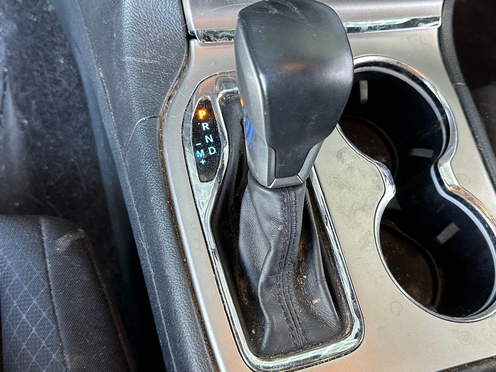 2019 Jeep Grand Cherokee Laredo E photo 13