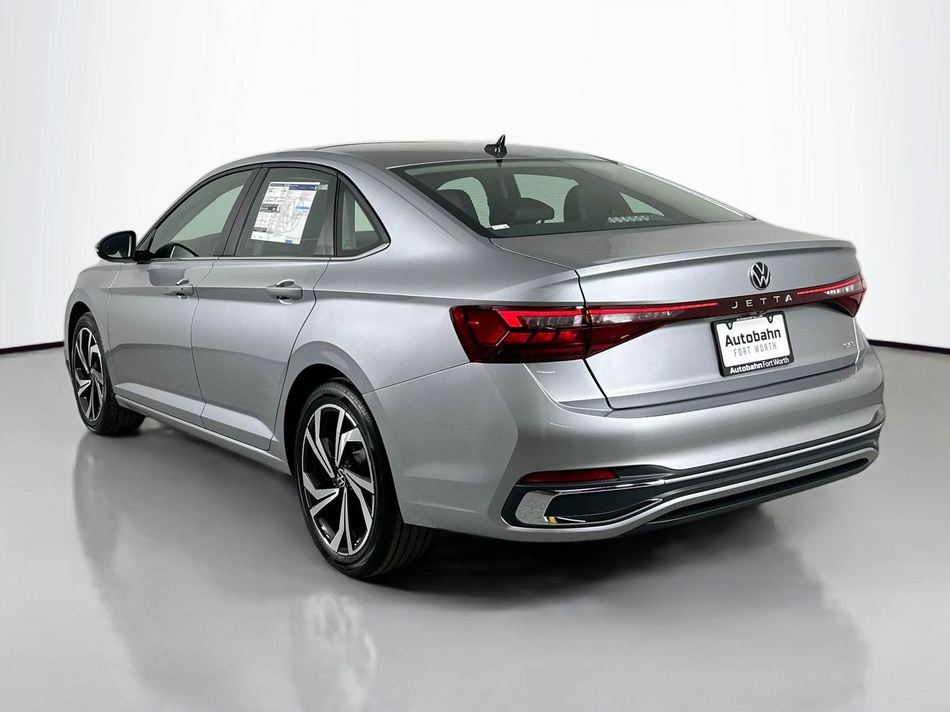 2025 Volkswagen Jetta 1.5T SEL photo 4