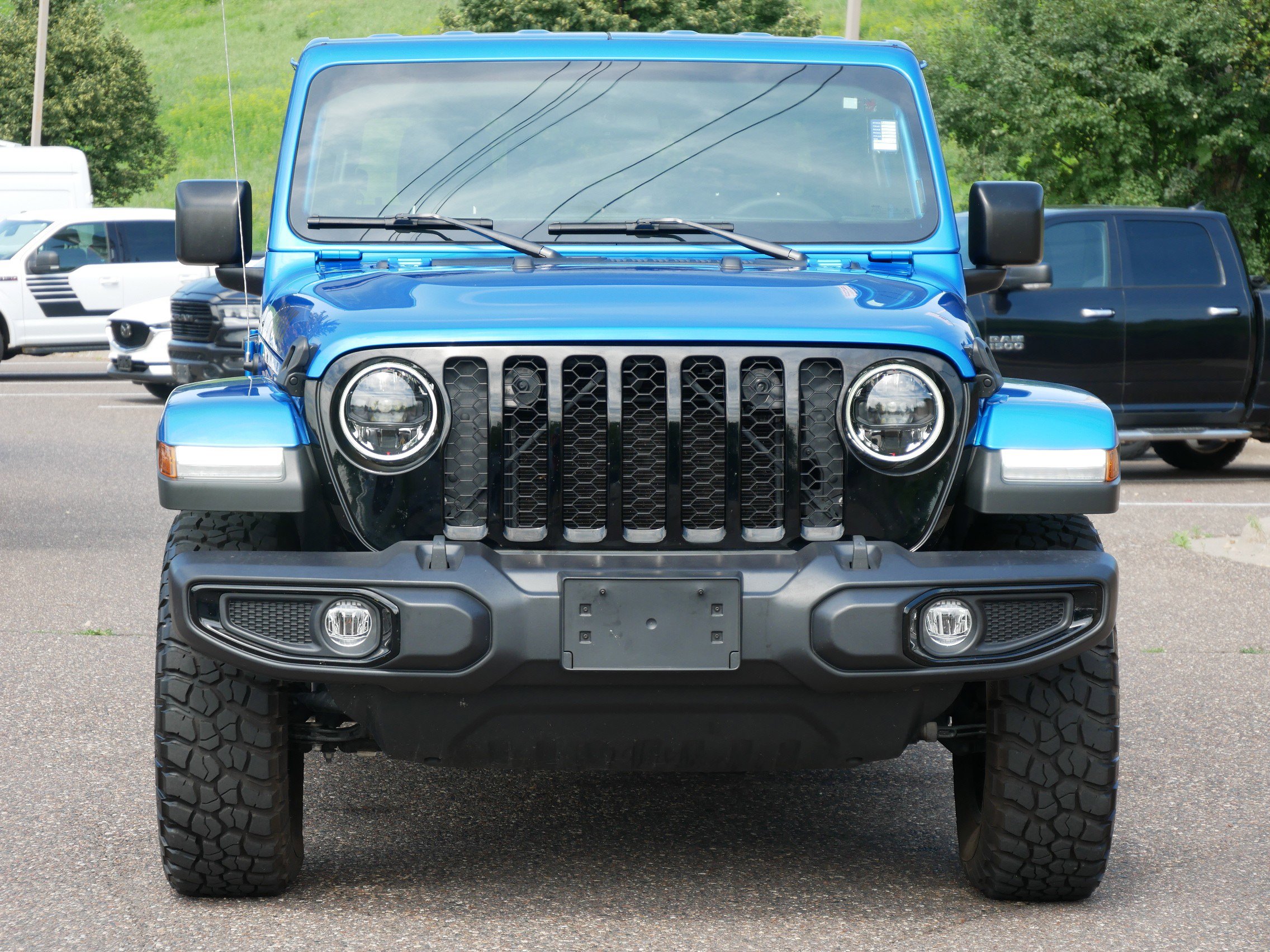 Used 2023 Jeep Gladiator WILLYS with VIN 1C6JJTAMXPL594813 for sale in Eden Prairie, Minnesota