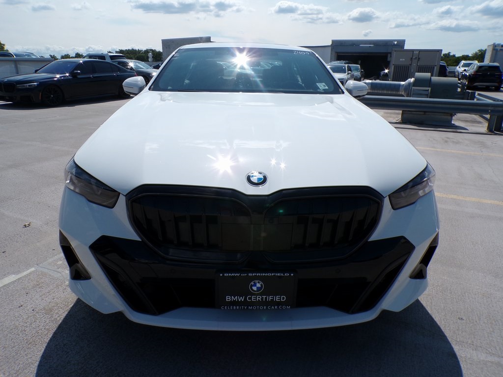 2025 Bmw 530i xDrive photo 2