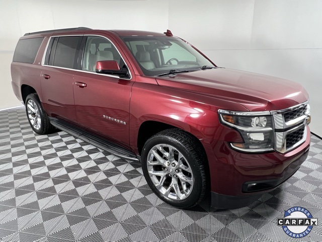 2017 Chevrolet Suburban LT's photo