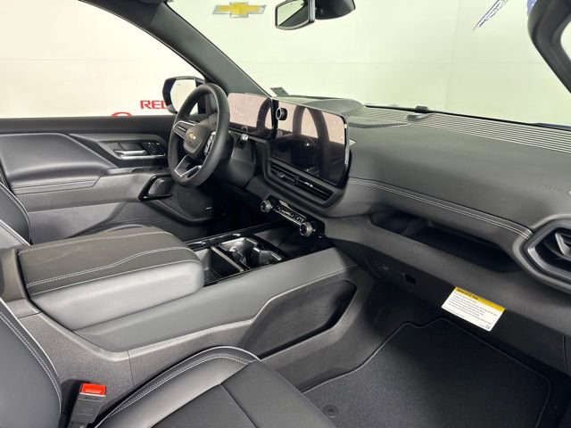 2025 Chevrolet Silverado EV LT photo 20
