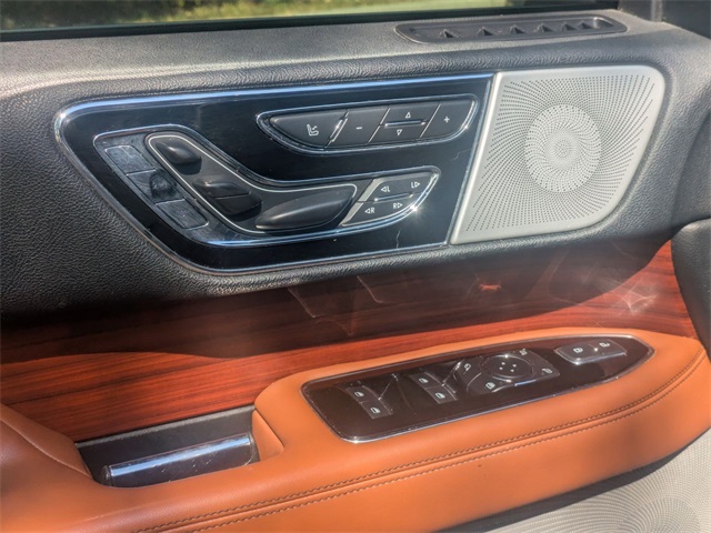 2021 Lincoln Navigator Reserve photo 22