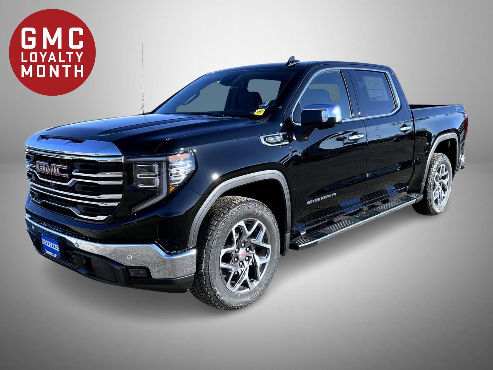 2026 GMC Sierra 1500 SLT's photo