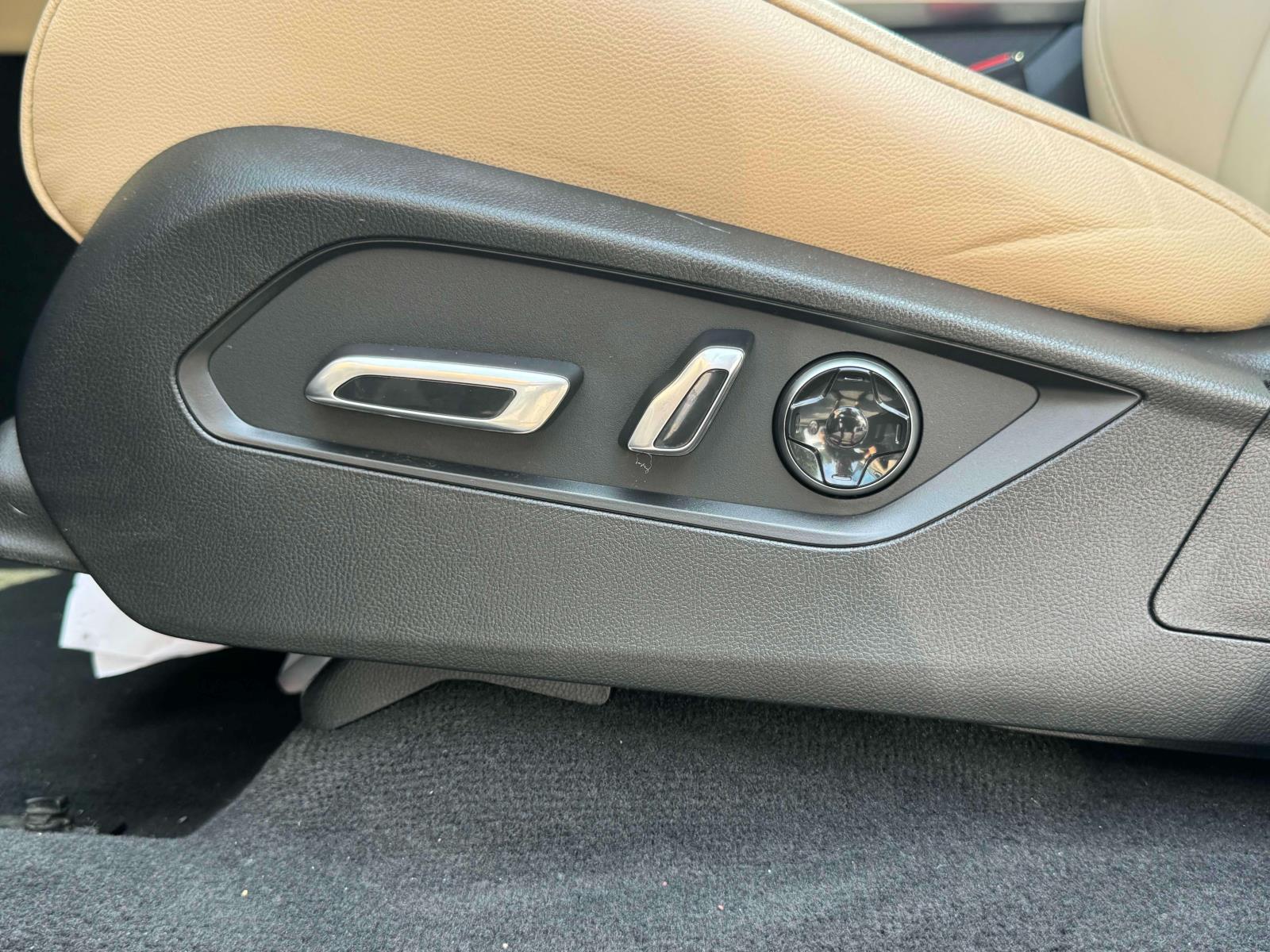 2023 Acura MDX SH-AWD photo 17