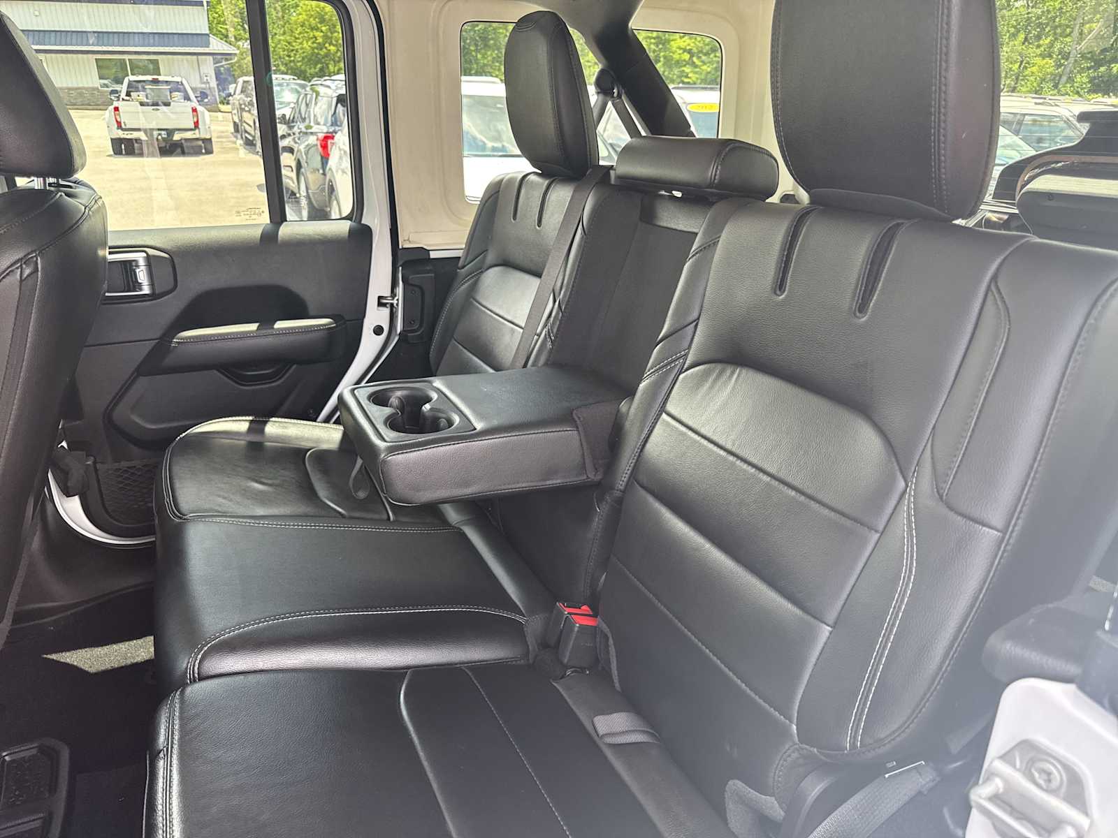2022 Jeep Wrangler 4xe Unlimited Sahara photo 31