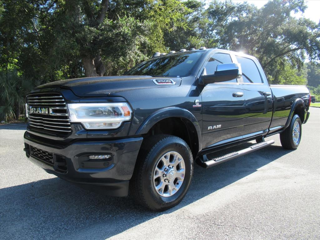 2021 Ram 3500 Laramie photo 3