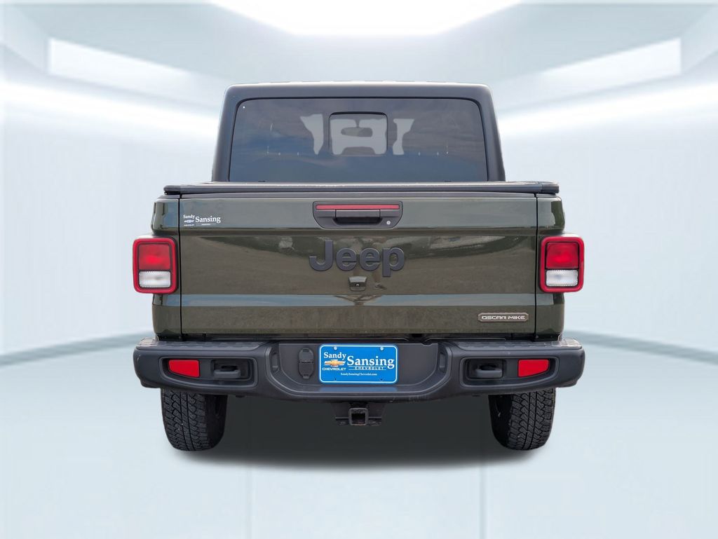 2021 Jeep Gladiator Sport photo 4