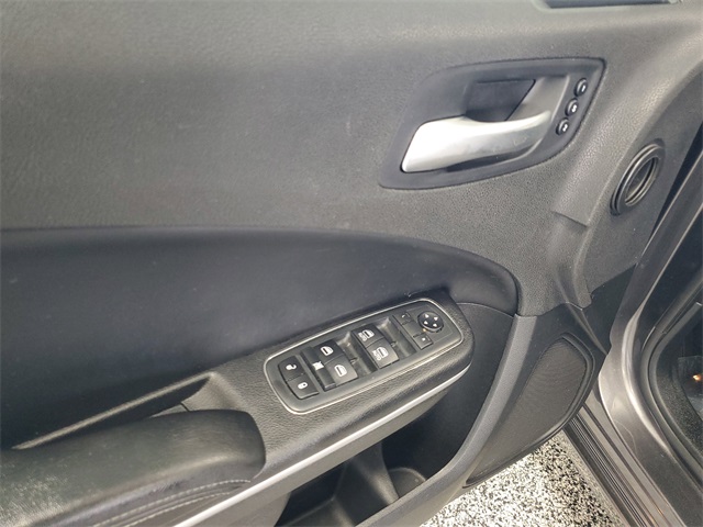 2019 Dodge Charger SXT photo 8