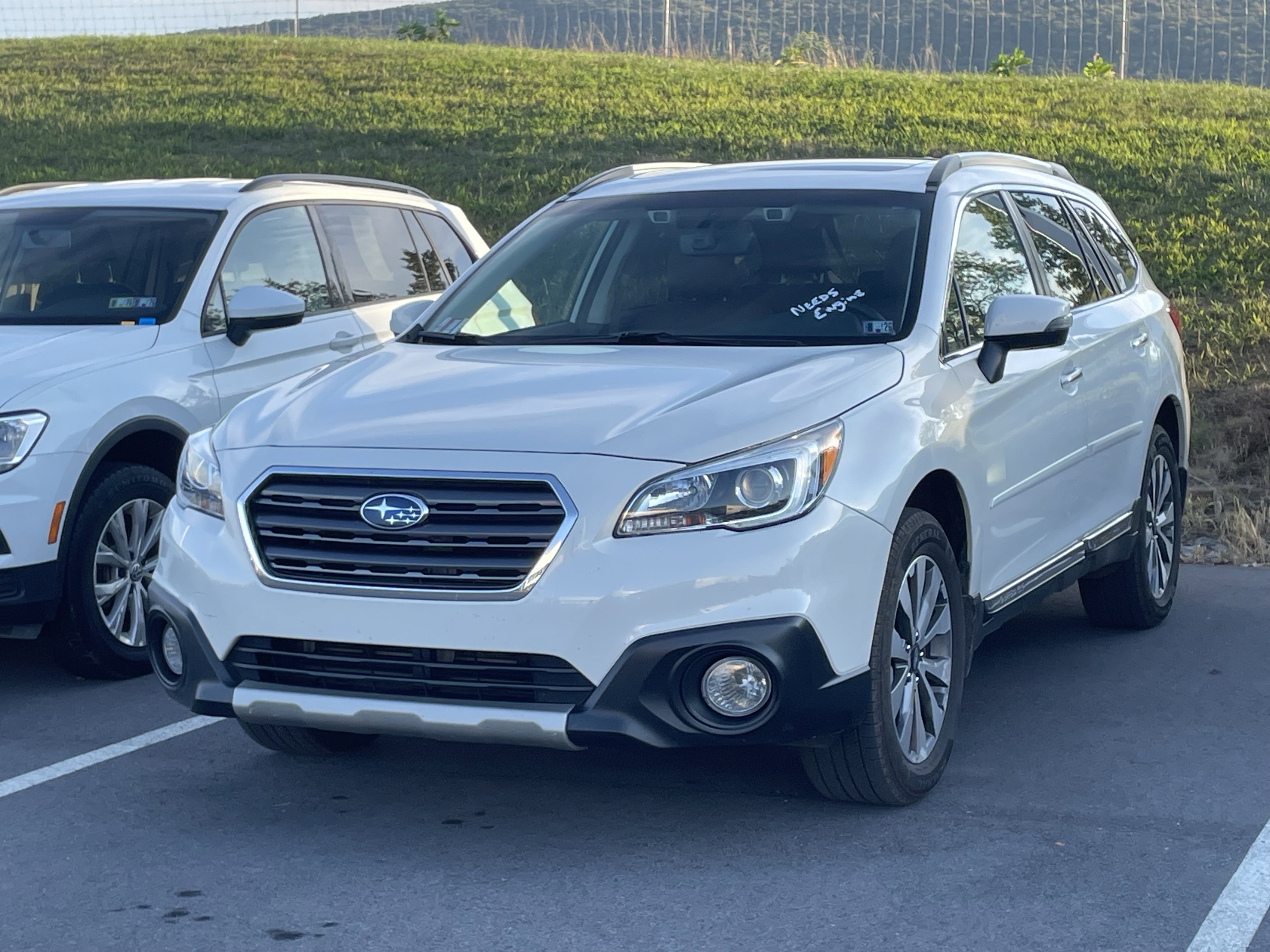 2017 Subaru Outback Touring photo 3