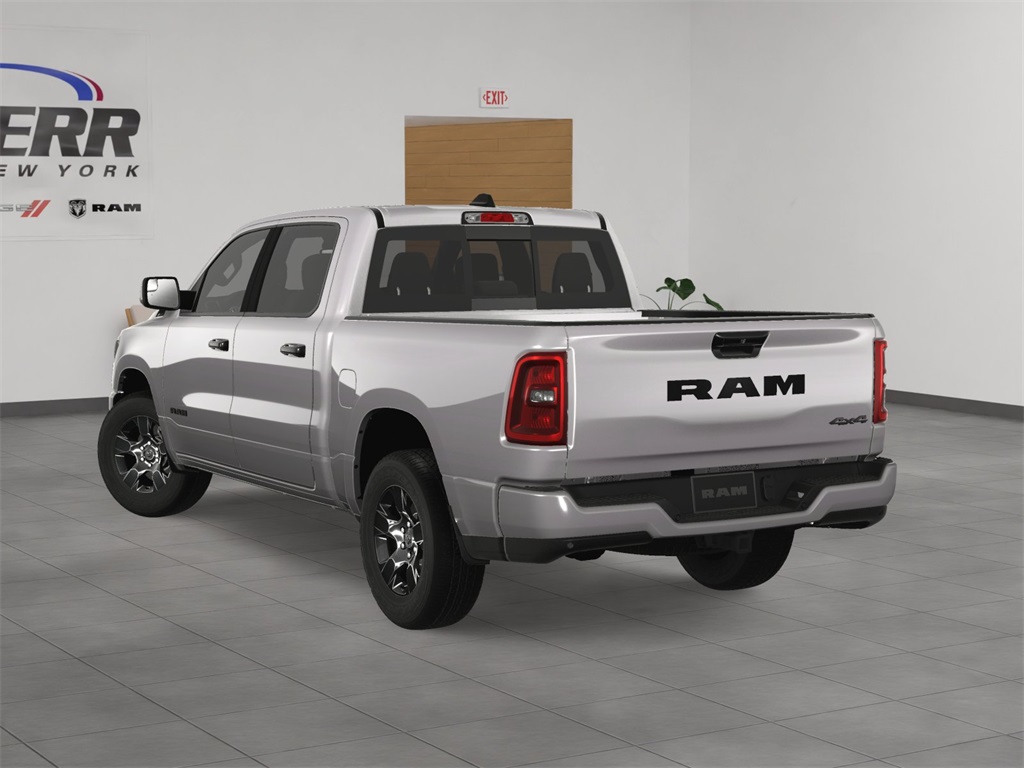 2025 Ram 1500 Tradesman photo 3
