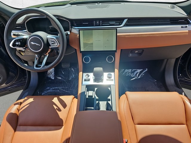 2024 Jaguar F-PACE P250 R-Dynamic S photo 9