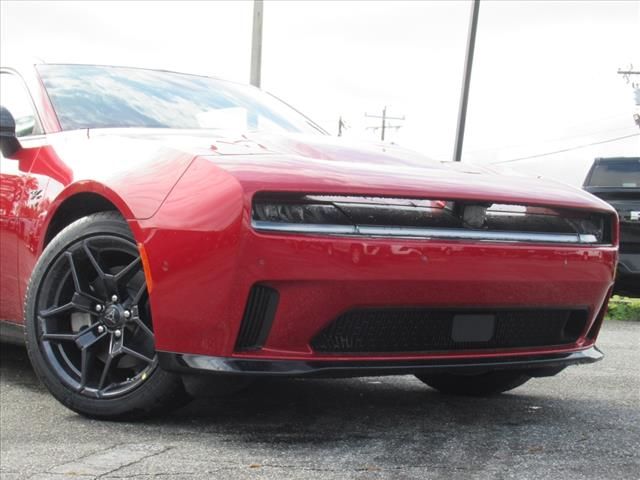2024 Dodge Charger Daytona photo 3