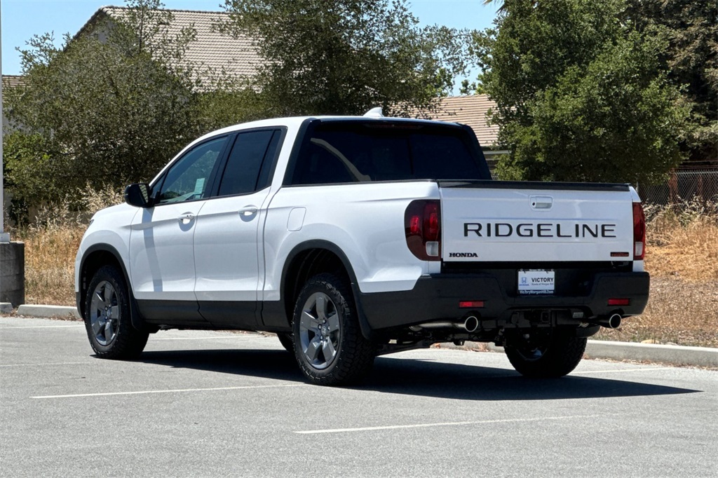 2025 Honda Ridgeline TrailSport photo 6