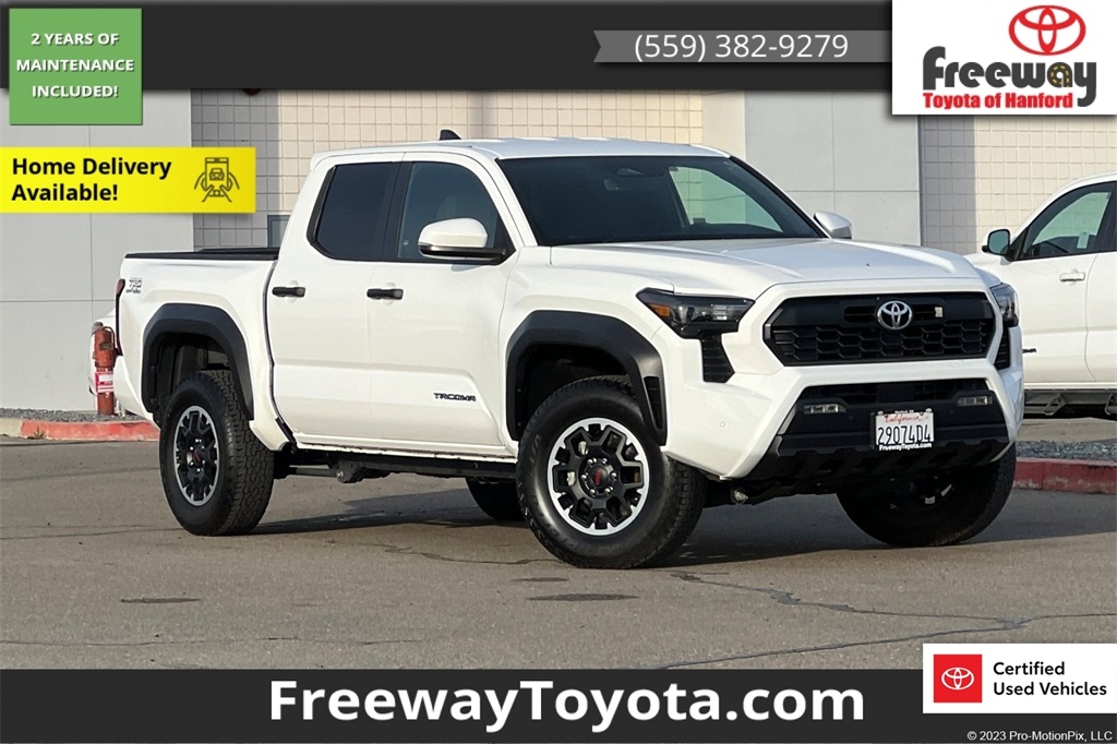 2025 Toyota Tacoma TRD Off Road's photo