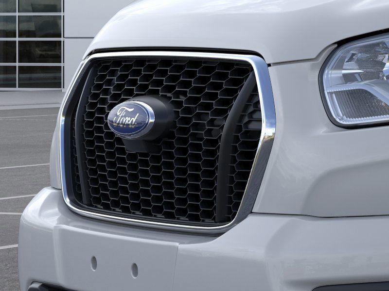2024 Ford Transit XLT photo 7