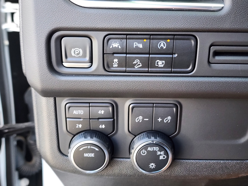 2023 Chevrolet Tahoe Z71 photo 6