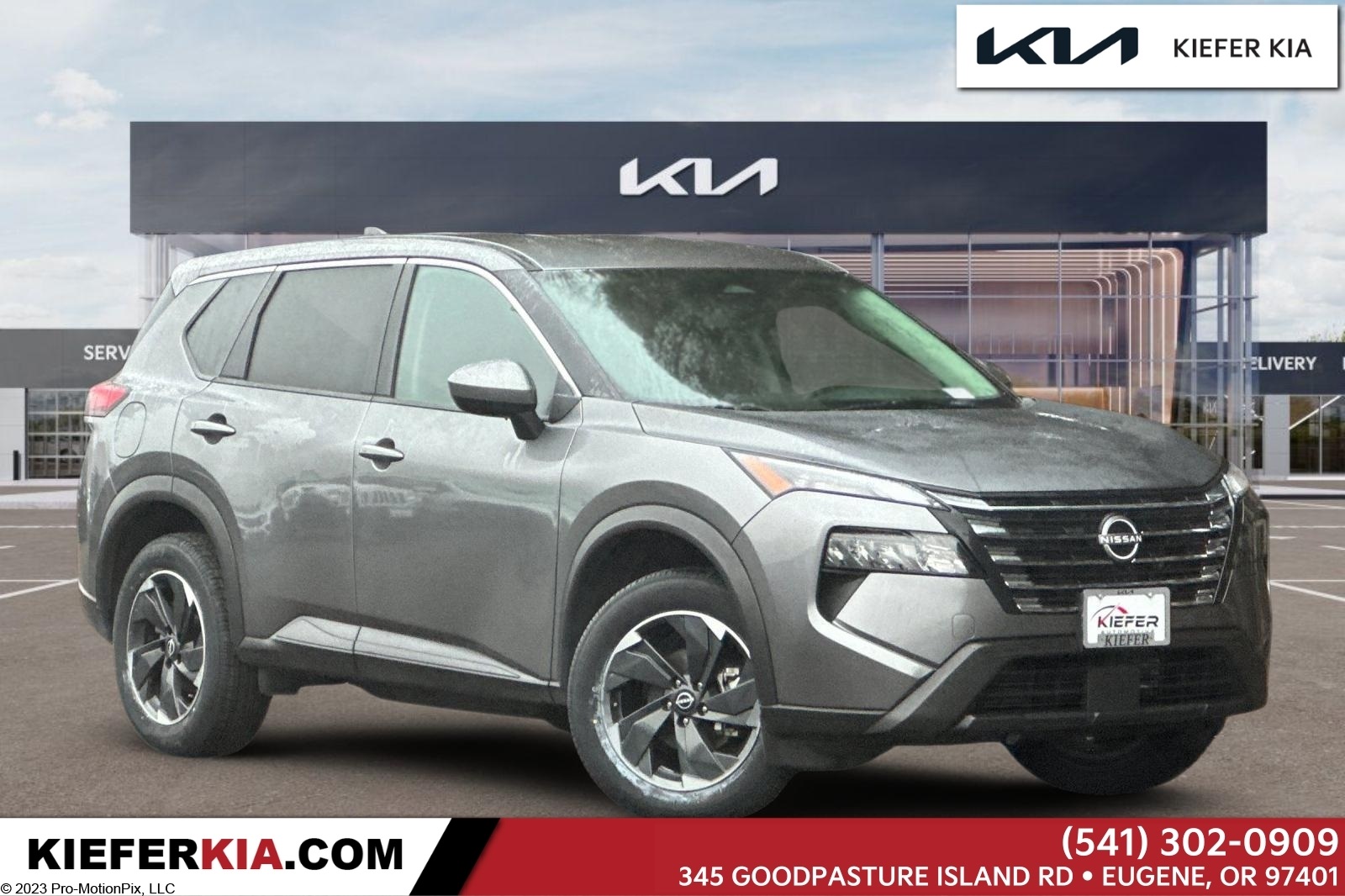 2024 Nissan Rogue SV's photo