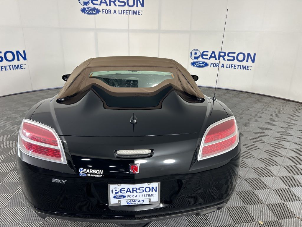 2007 Saturn Sky Base photo 9