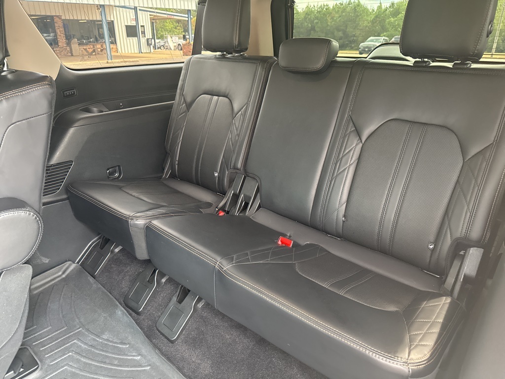 2021 Ford Expedition MAX Platinum photo 15