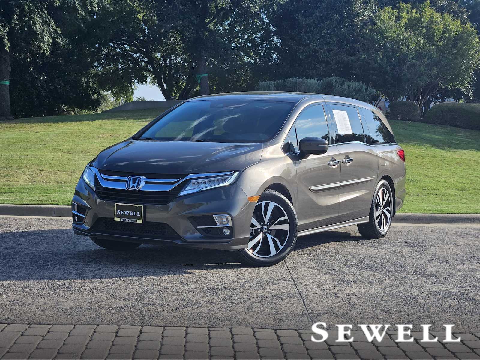 Pre-Owned 2018 Honda Odyssey Elite Mini-van, Passenger in Fort