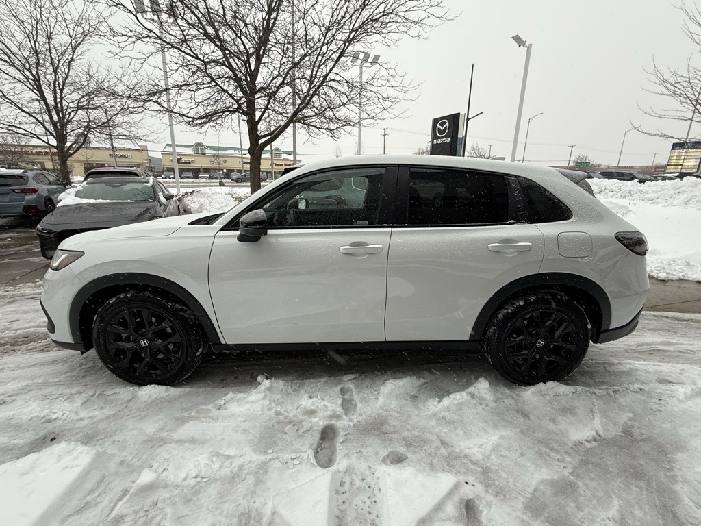 2023 Honda HR-V Sport photo 3