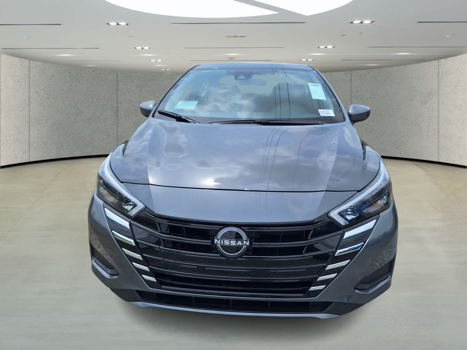 2025 Nissan Versa SV photo 8