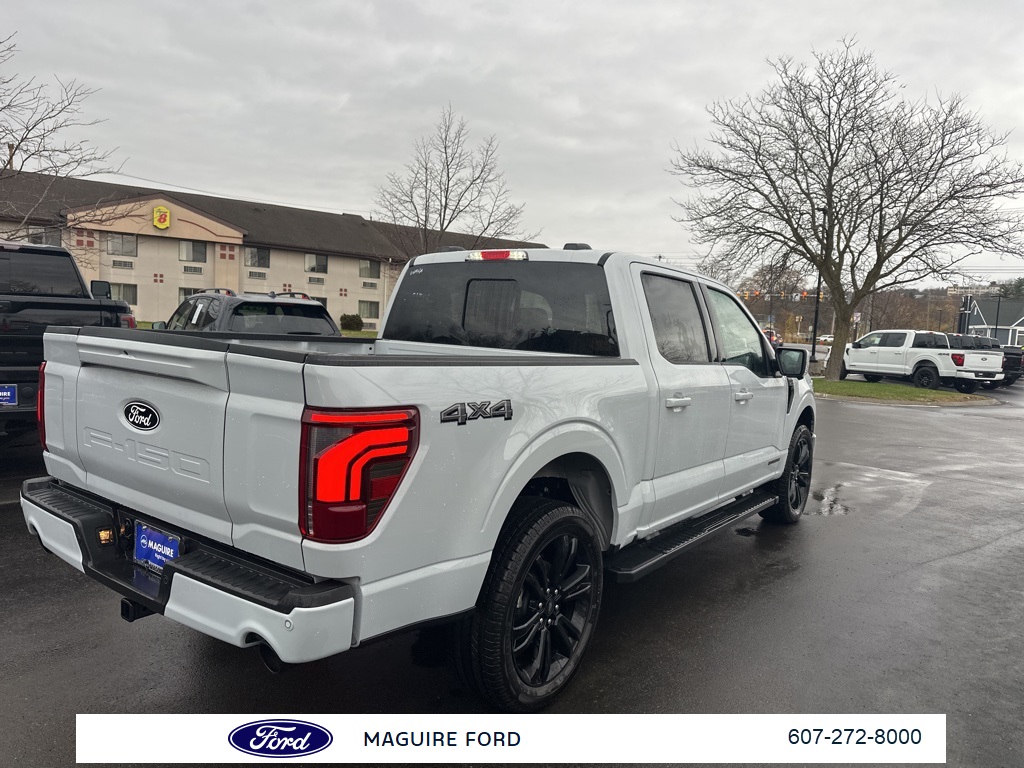 2025 Ford F-150 Lariat photo 4