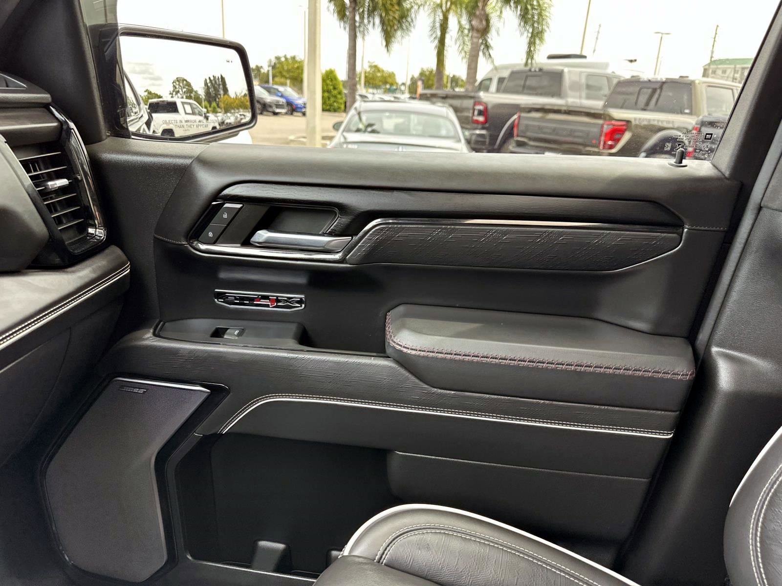 2024 Gmc Sierra 1500 AT4X photo 24