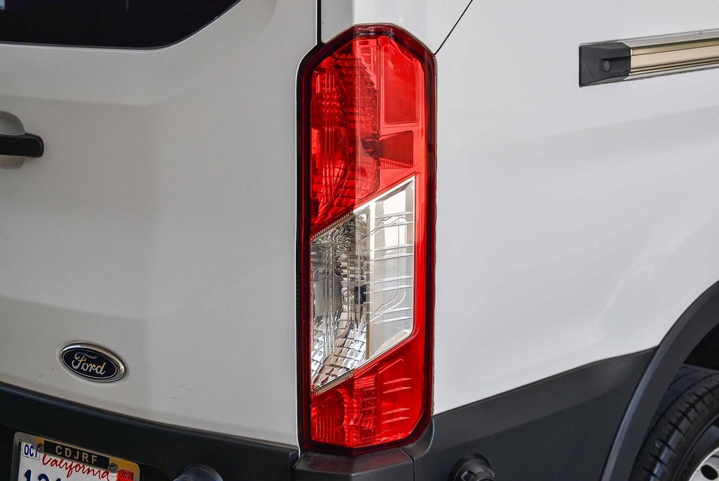 2017 Ford Transit photo 5