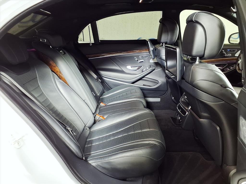 2014 Mercedes Benz S 550 photo 17