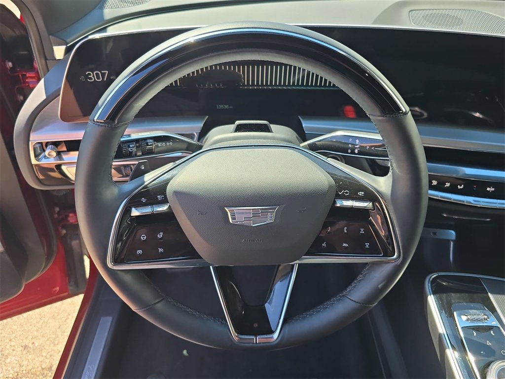 2024 Cadillac Lyriq Luxury photo 11